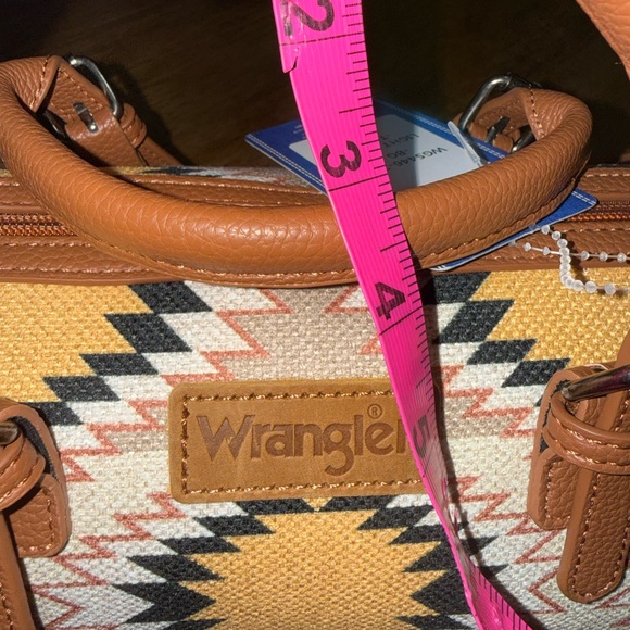 NEW WRANGLER SOUTHERN AZTEC CANVAS BARREL SATCHEL REMOVABLE CROSSBODY STRAP - Picture 15 of 16